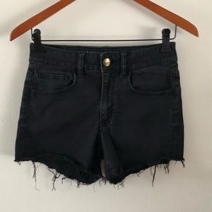 AMERICAN EAGLE | Distressed High Rise Shortie US 6